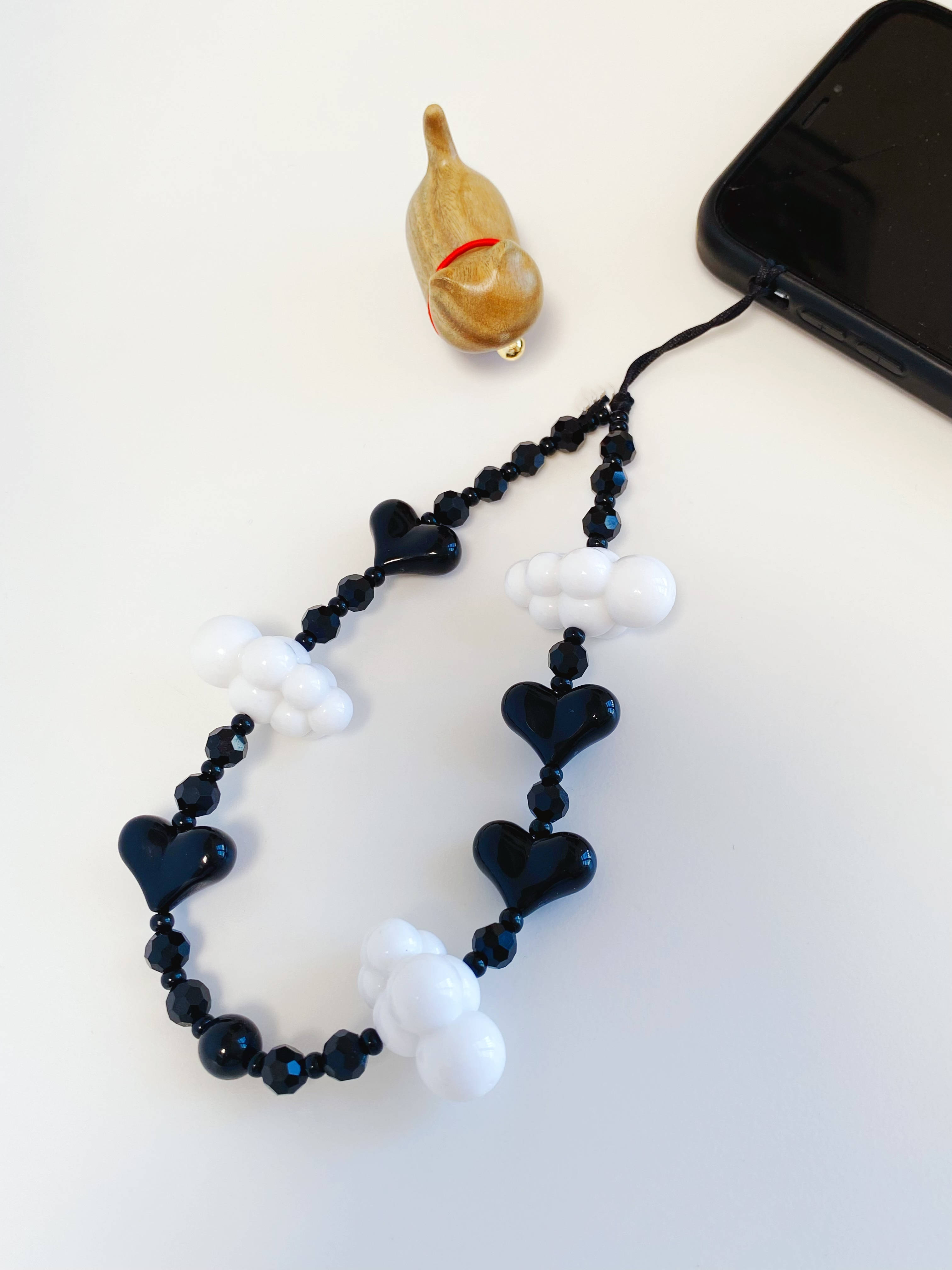 KKBEAD Dark Heart Phone Charm  - Phone Accessories Crochet recension och pris